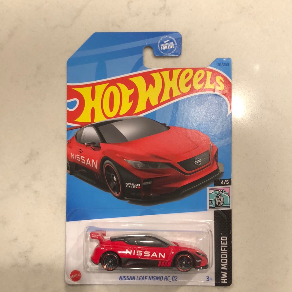 Nissan Leaf Nismo RC_02 Red